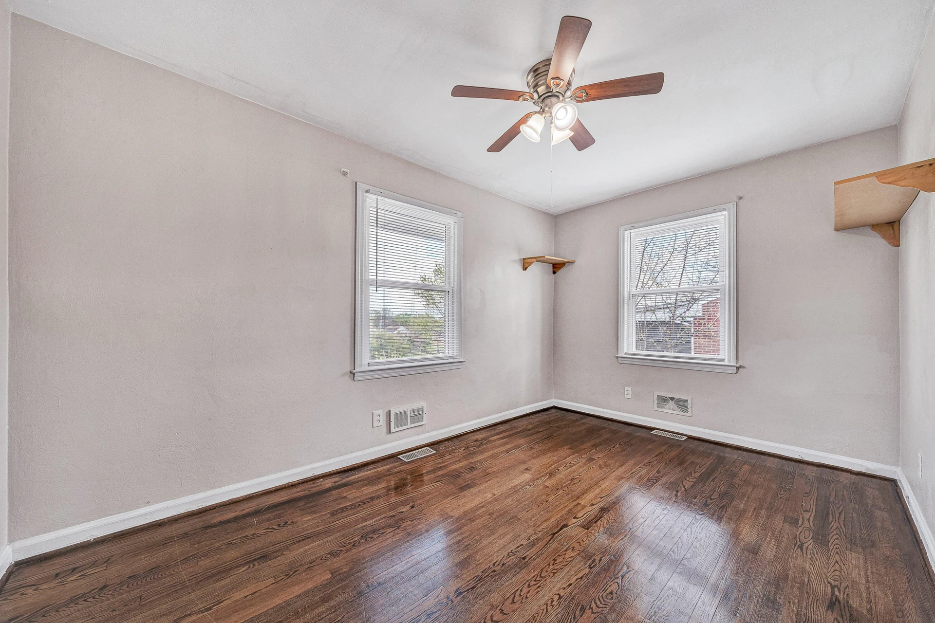 5223 Victoria ST - Photo 14