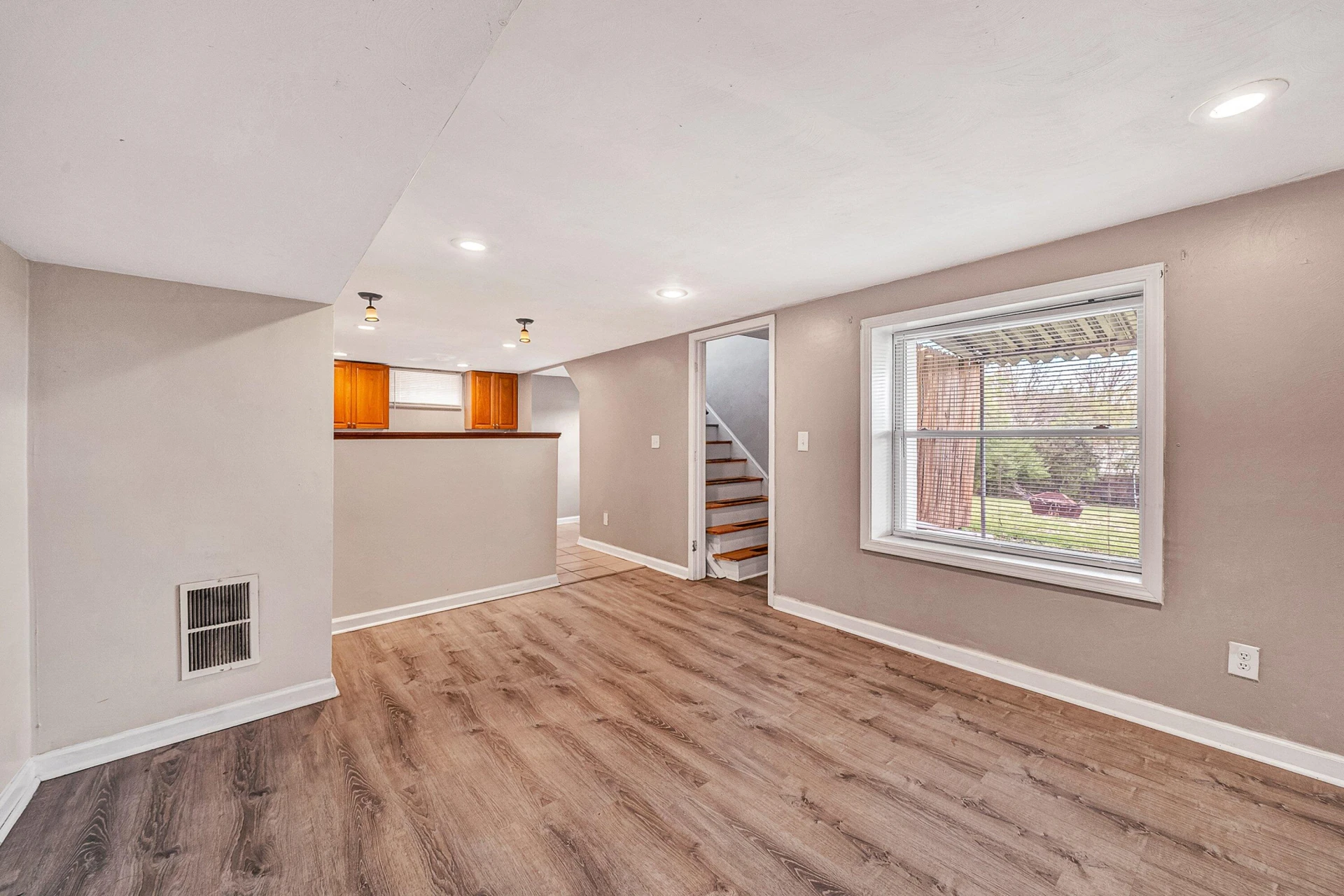 5223 Victoria ST - Photo 19