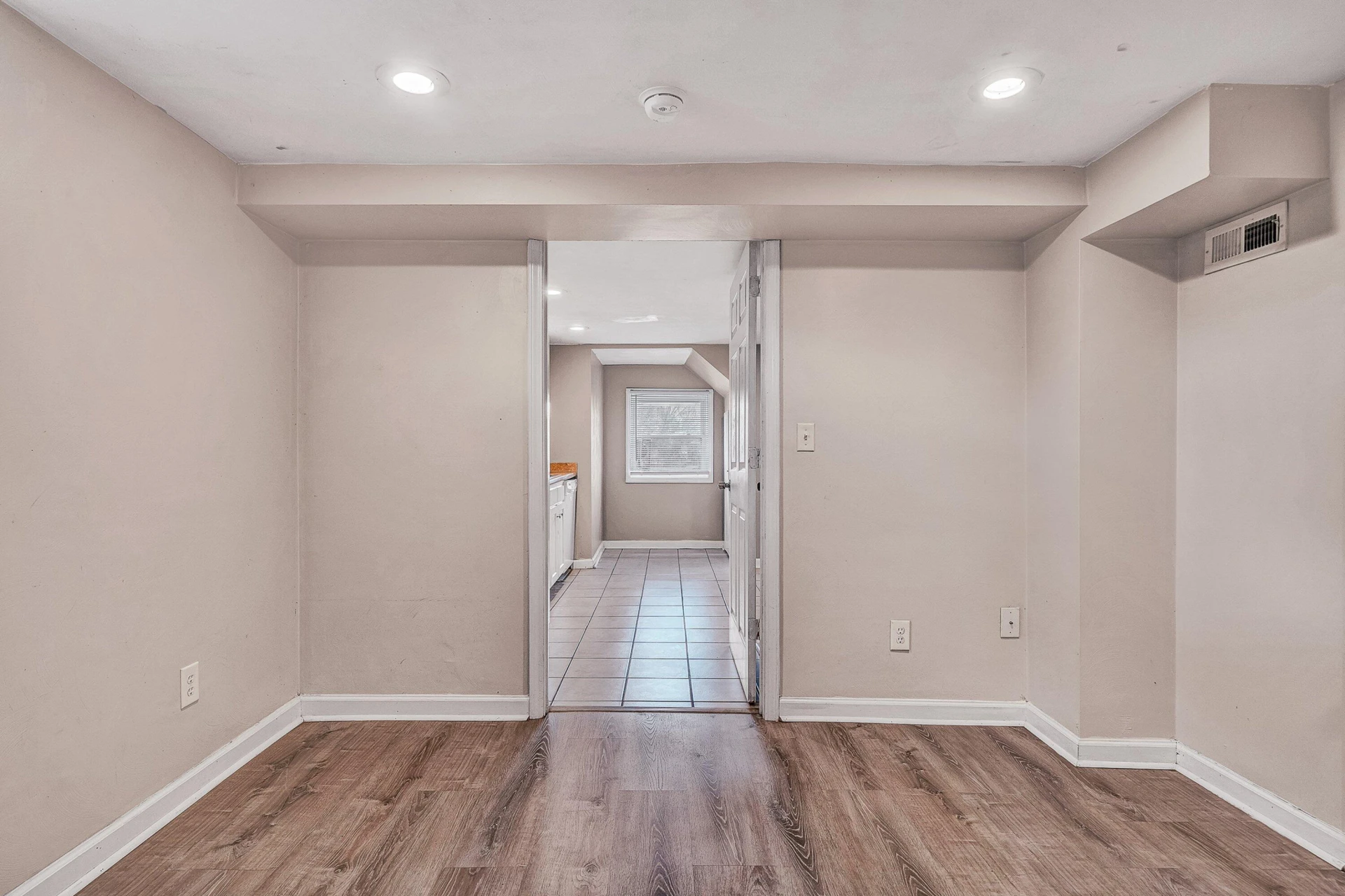 5223 Victoria ST - Photo 22