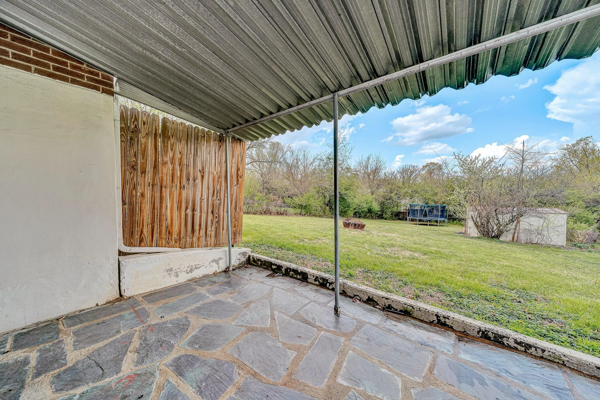 5223 Victoria ST - Photo 29