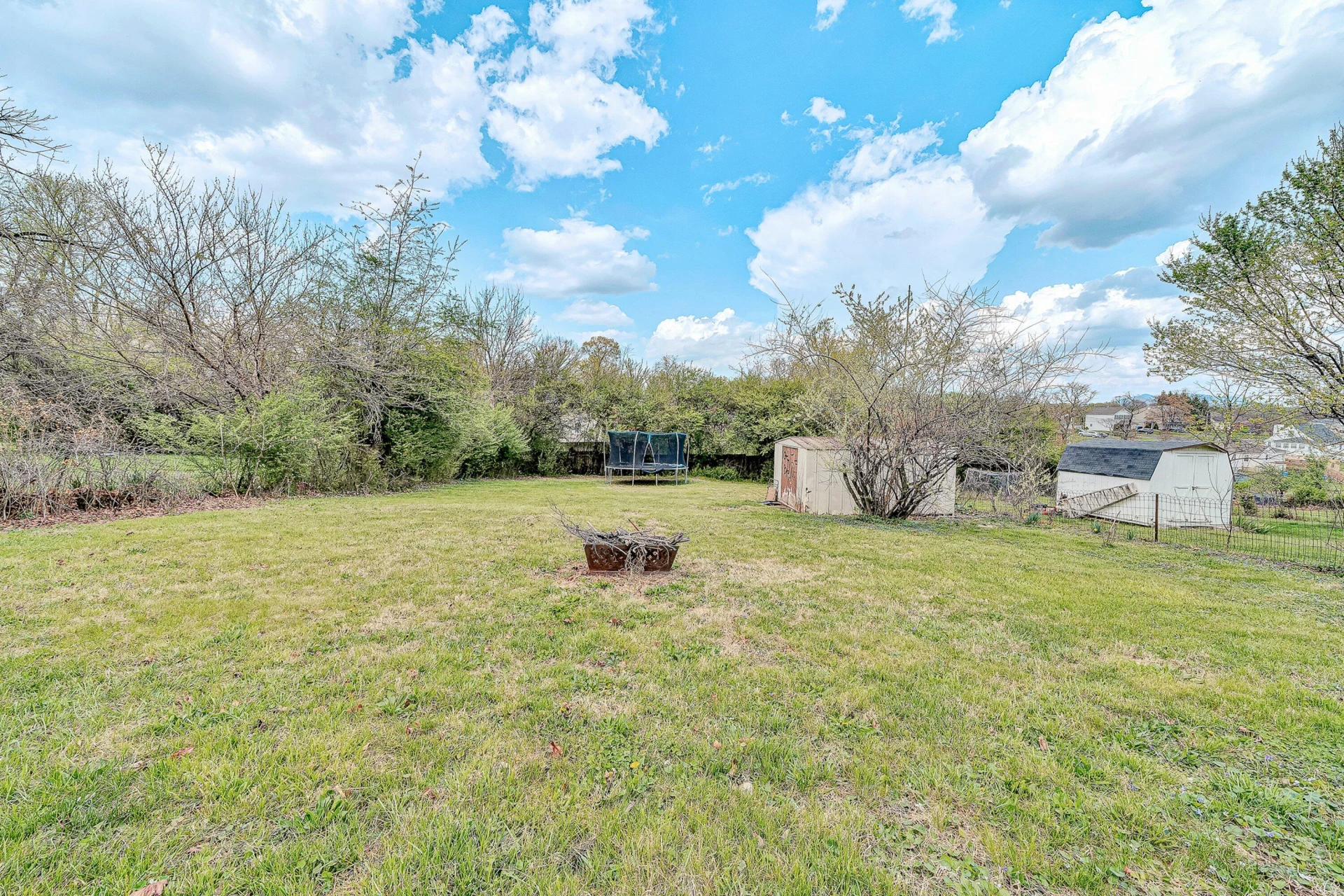 5223 Victoria ST - Photo 31