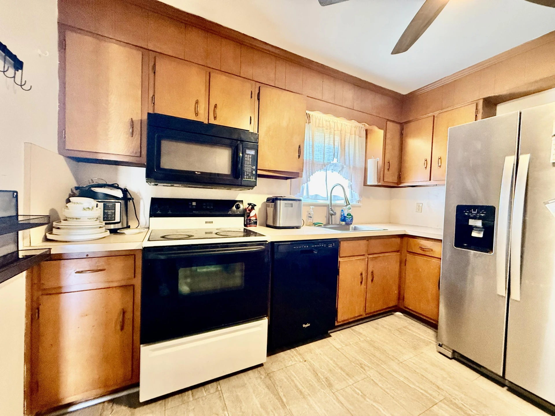 5838 Sierra DR - Photo 4