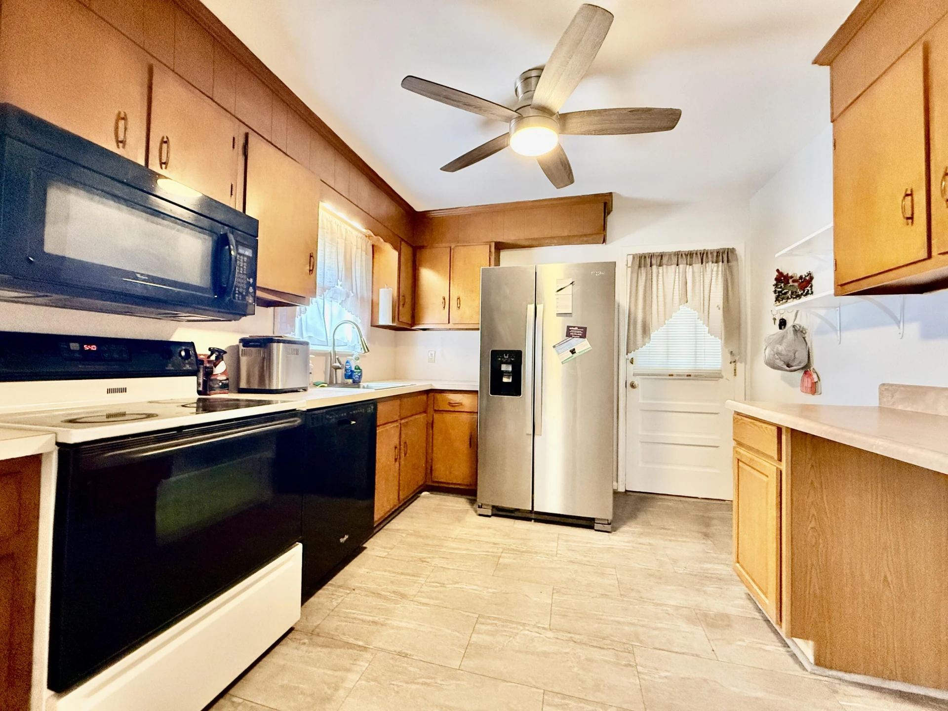 5838 Sierra DR - Photo 5