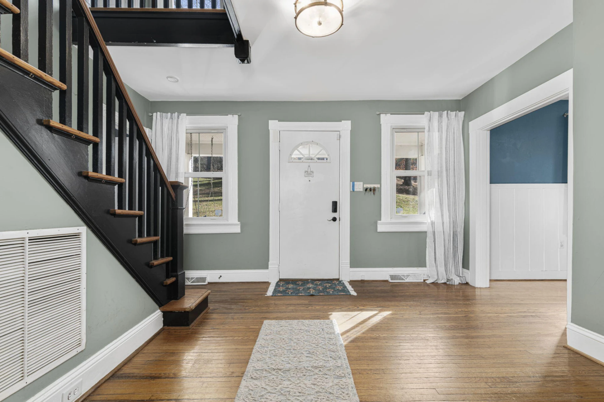 525 Monticello AVE - Photo 18