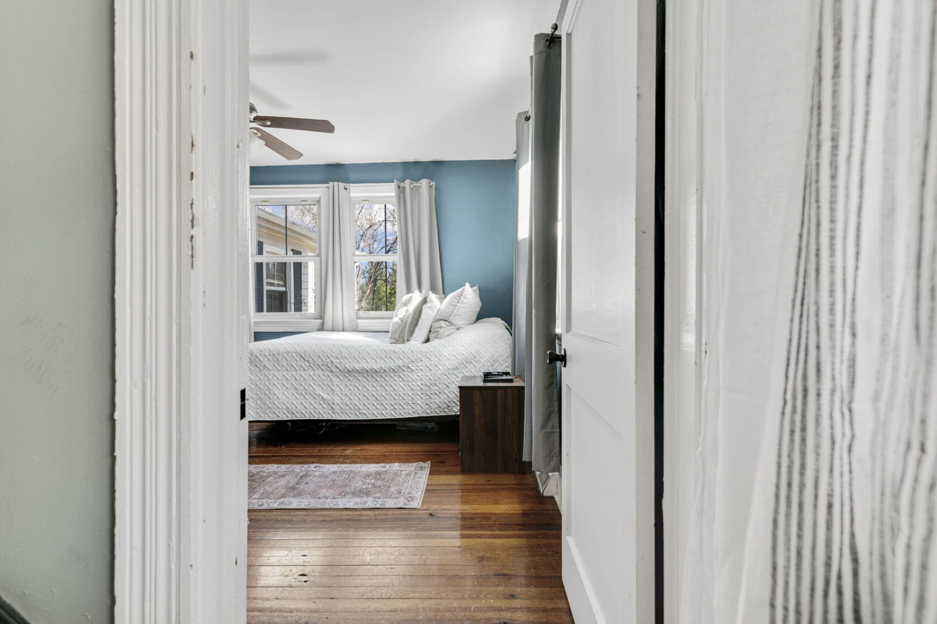 525 Monticello AVE - Photo 20