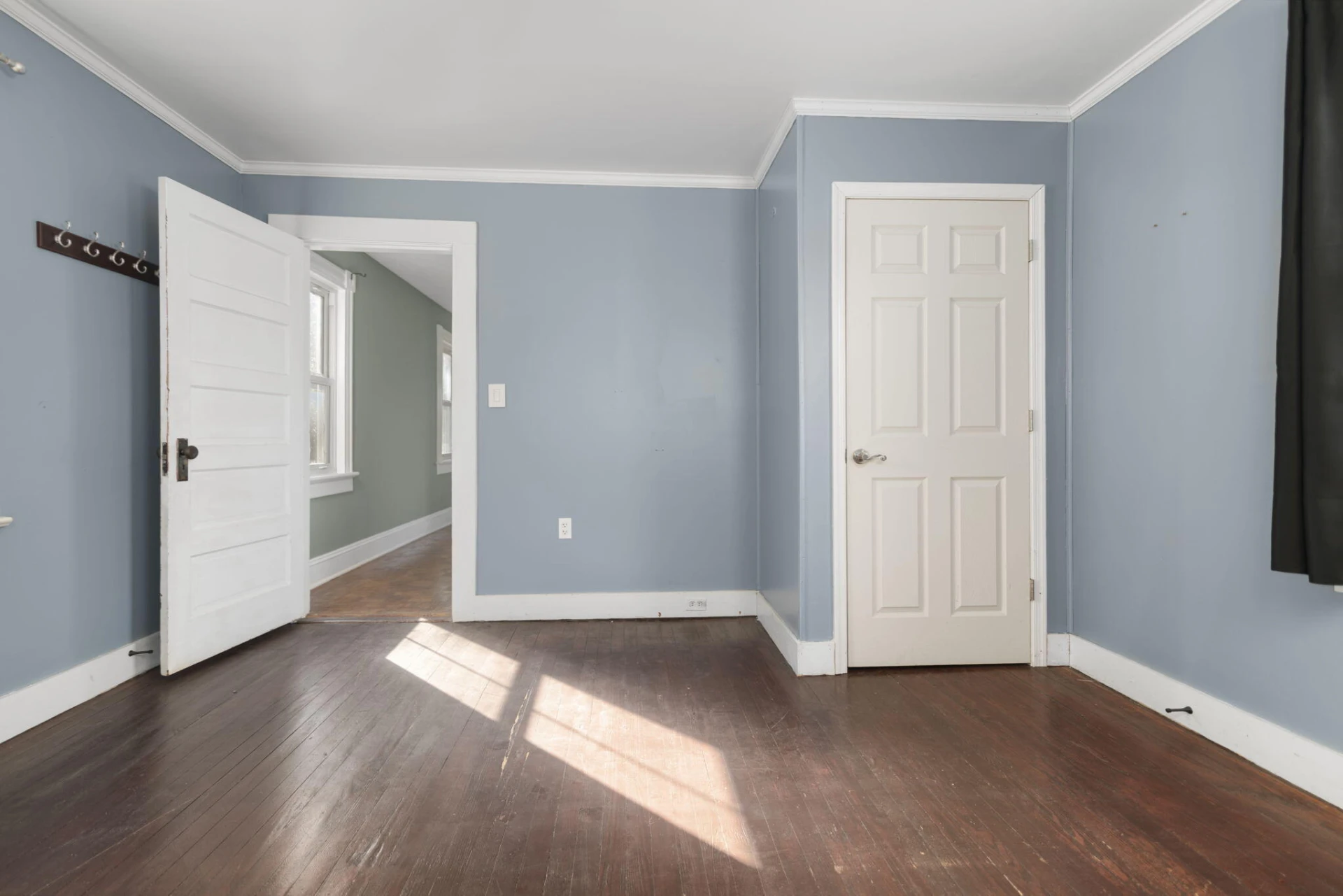 525 Monticello AVE - Photo 32