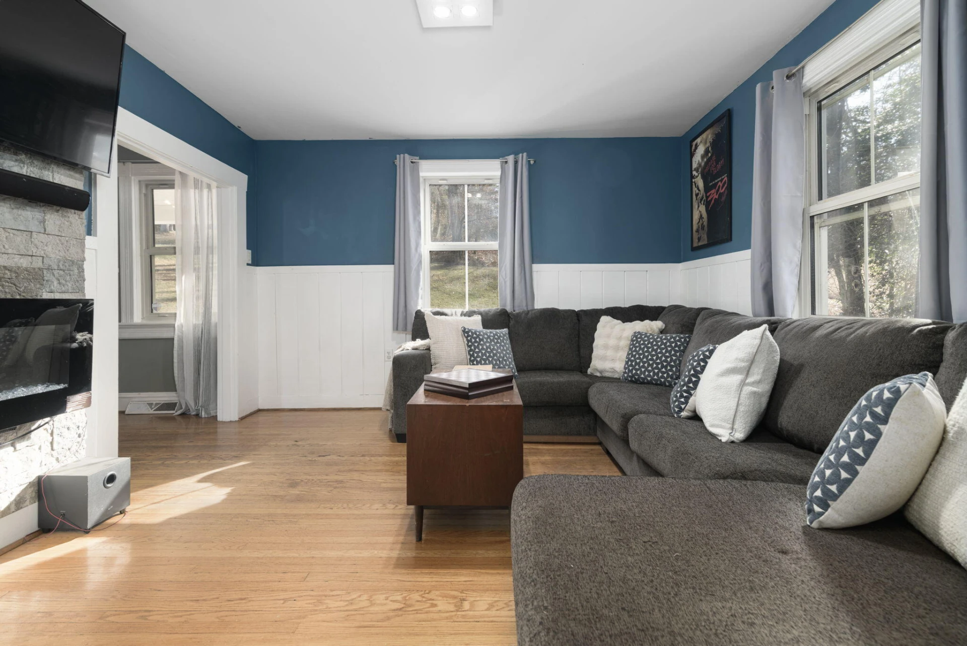 525 Monticello AVE - Photo 10
