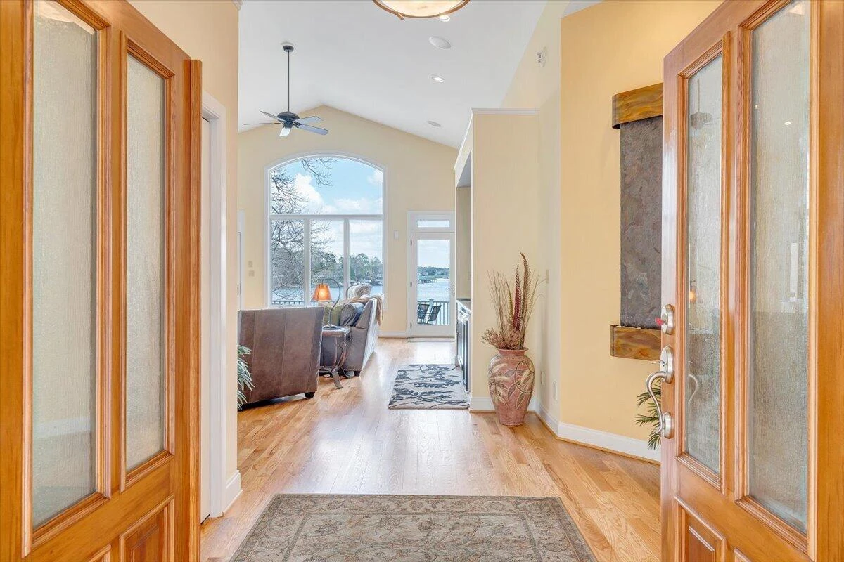 8599 Burnt Chimney RD - Photo 11