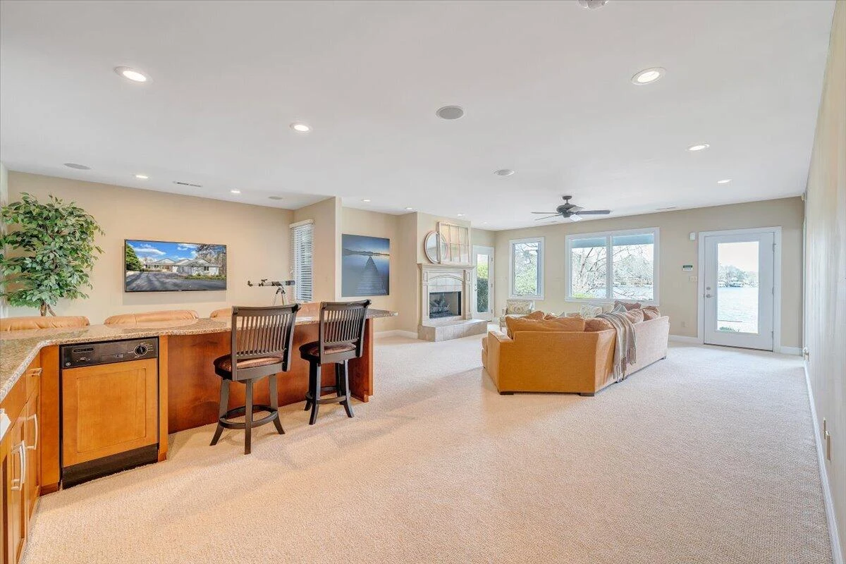 8599 Burnt Chimney RD - Photo 106
