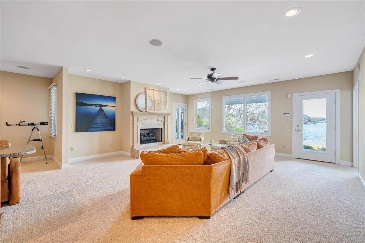 8599 Burnt Chimney RD - Photo 107