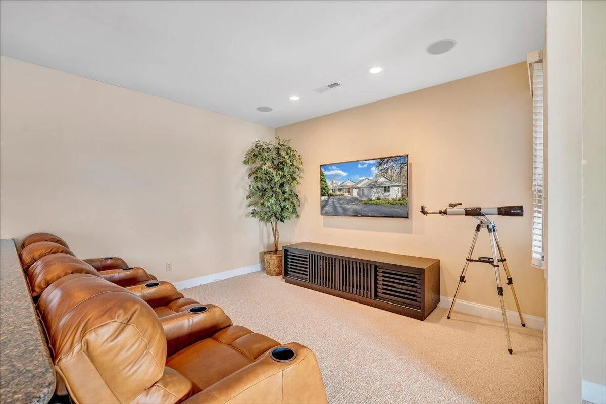 8599 Burnt Chimney RD - Photo 108