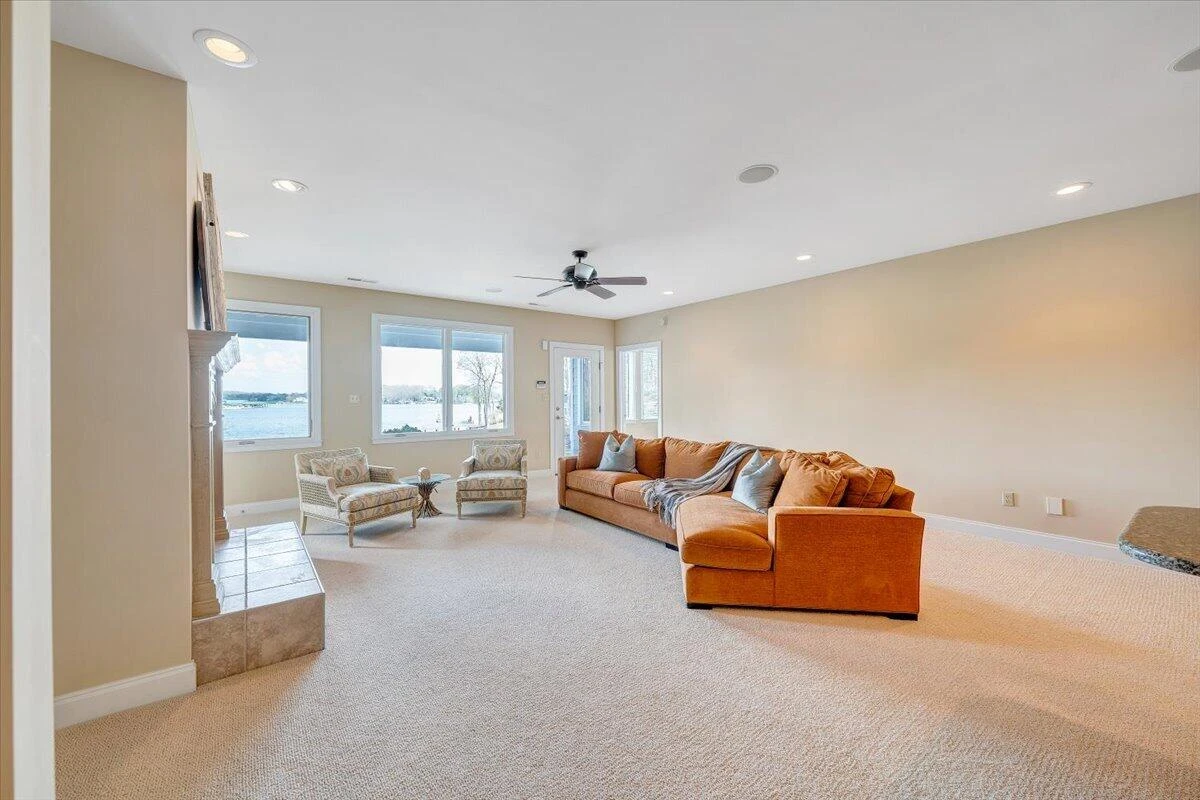 8599 Burnt Chimney RD - Photo 109