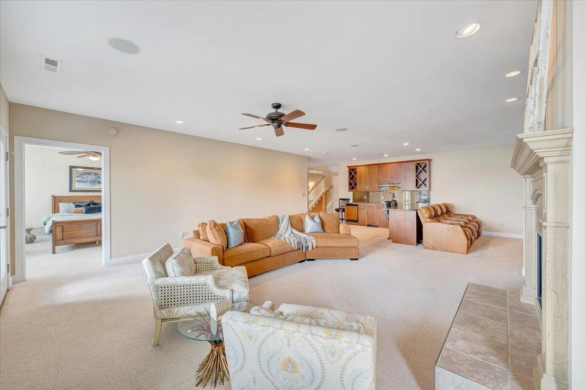 8599 Burnt Chimney RD - Photo 113