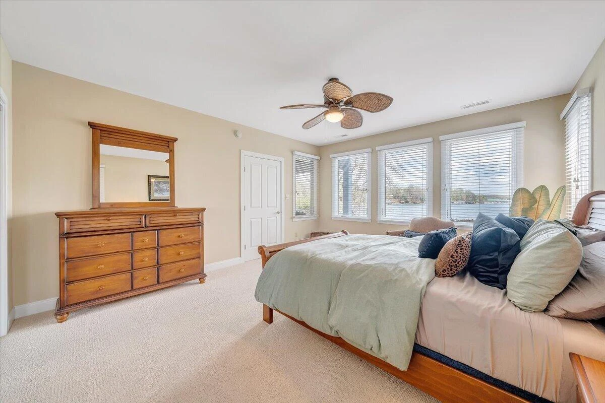 8599 Burnt Chimney RD - Photo 117