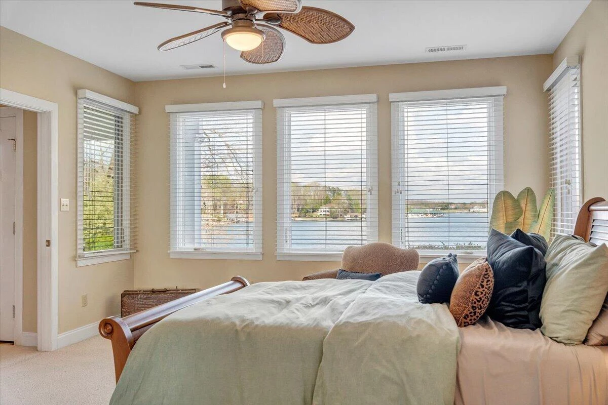 8599 Burnt Chimney RD - Photo 119