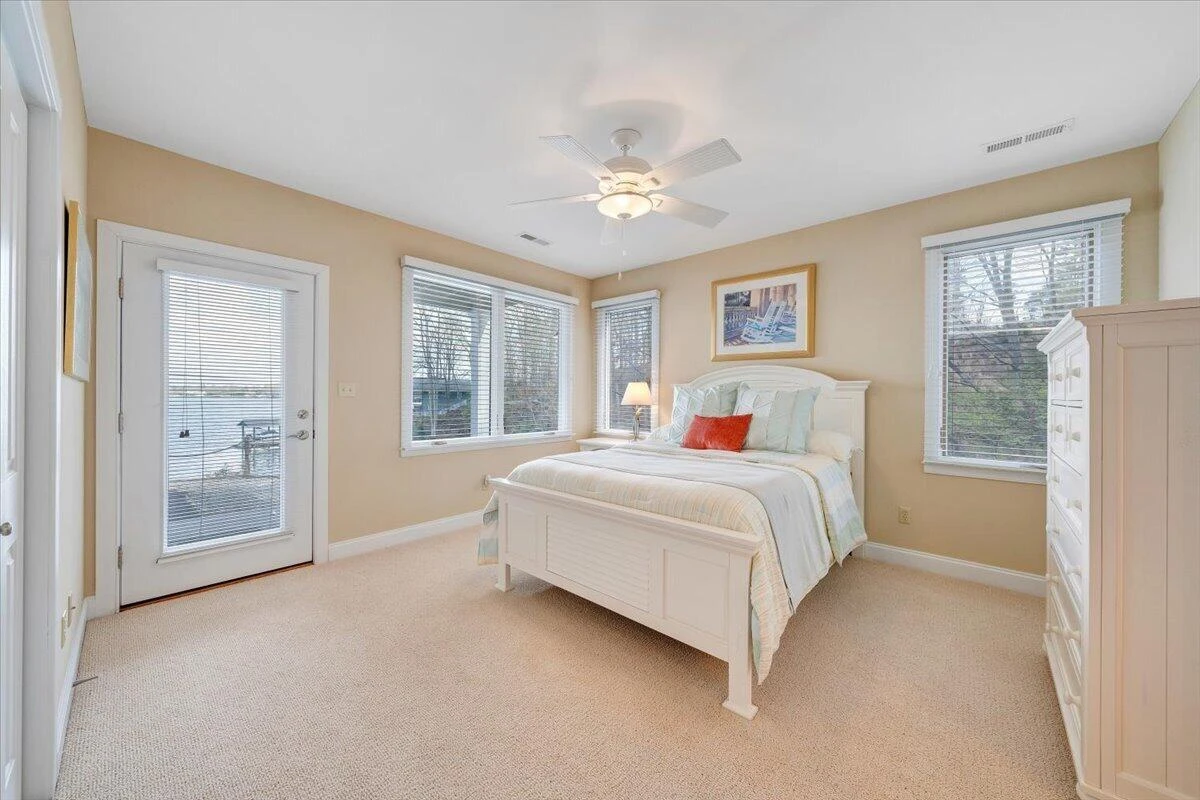 8599 Burnt Chimney RD - Photo 128