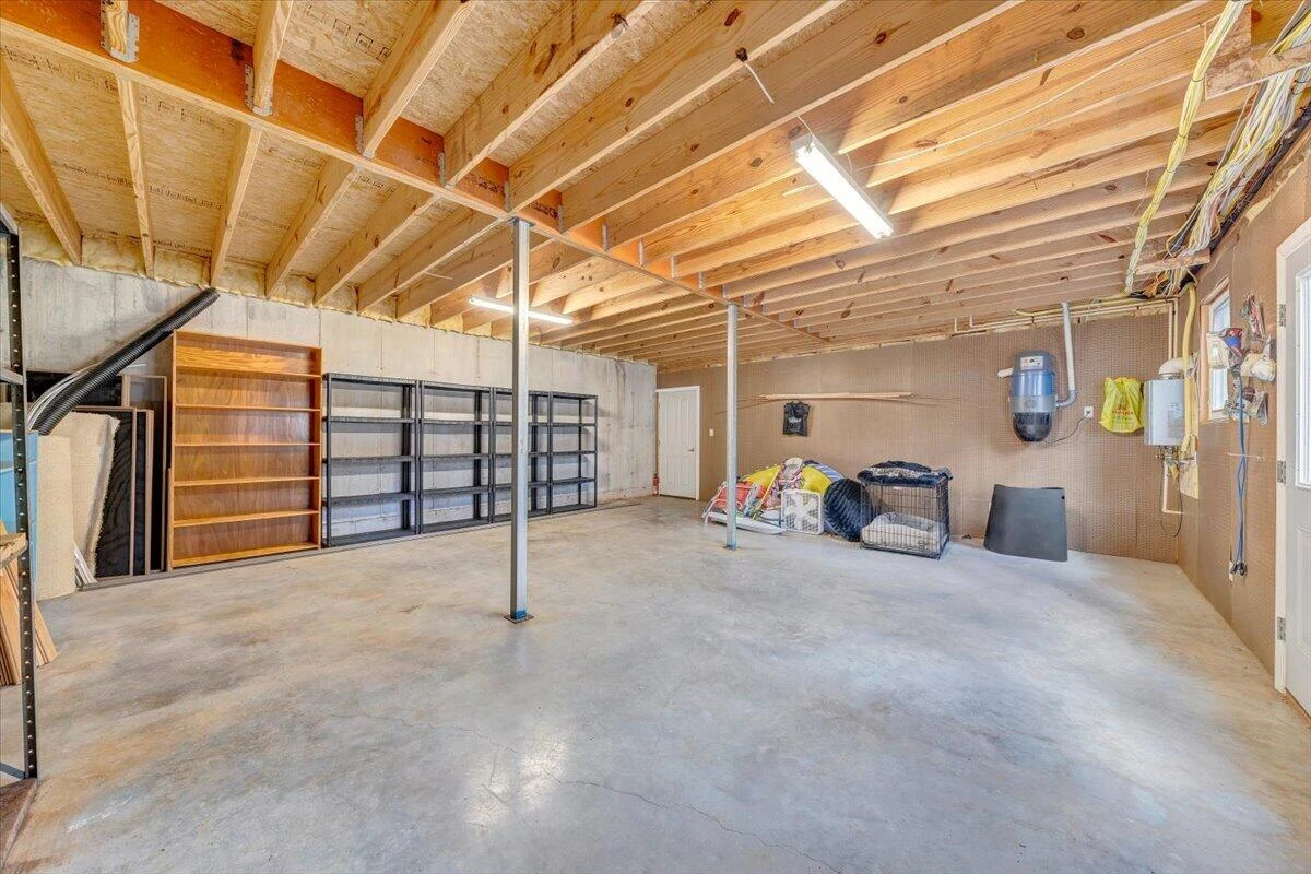 8599 Burnt Chimney RD - Photo 139