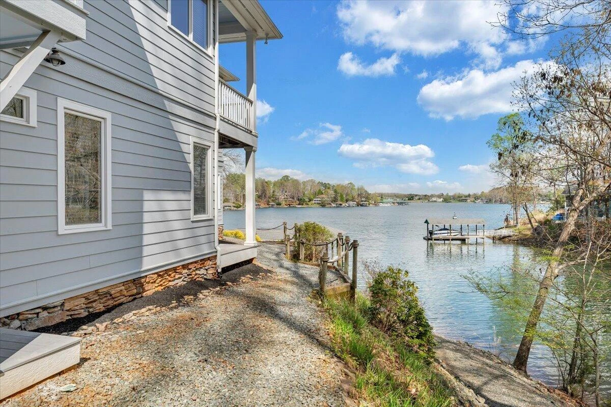 8599 Burnt Chimney RD - Photo 149