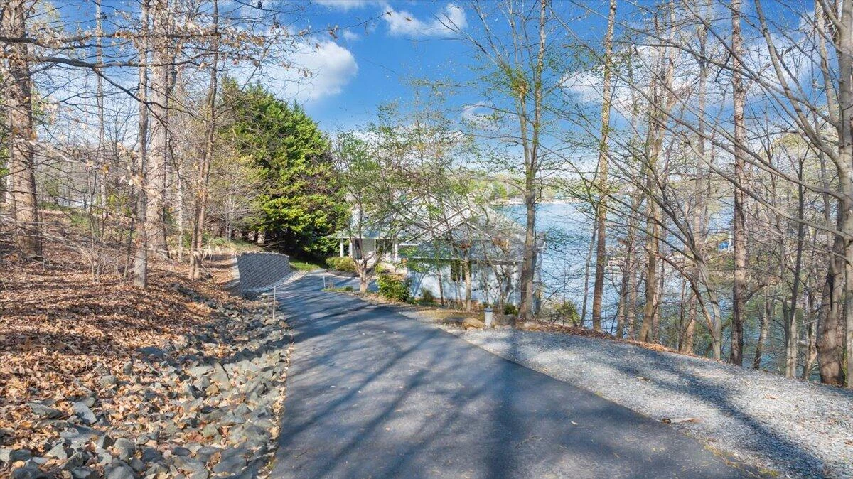 8599 Burnt Chimney RD - Photo 165