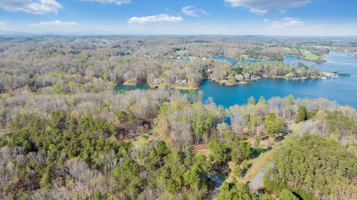 8599 Burnt Chimney RD - Photo 171