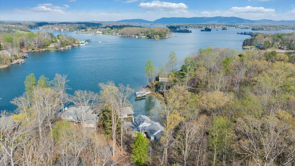 8599 Burnt Chimney RD - Photo 173