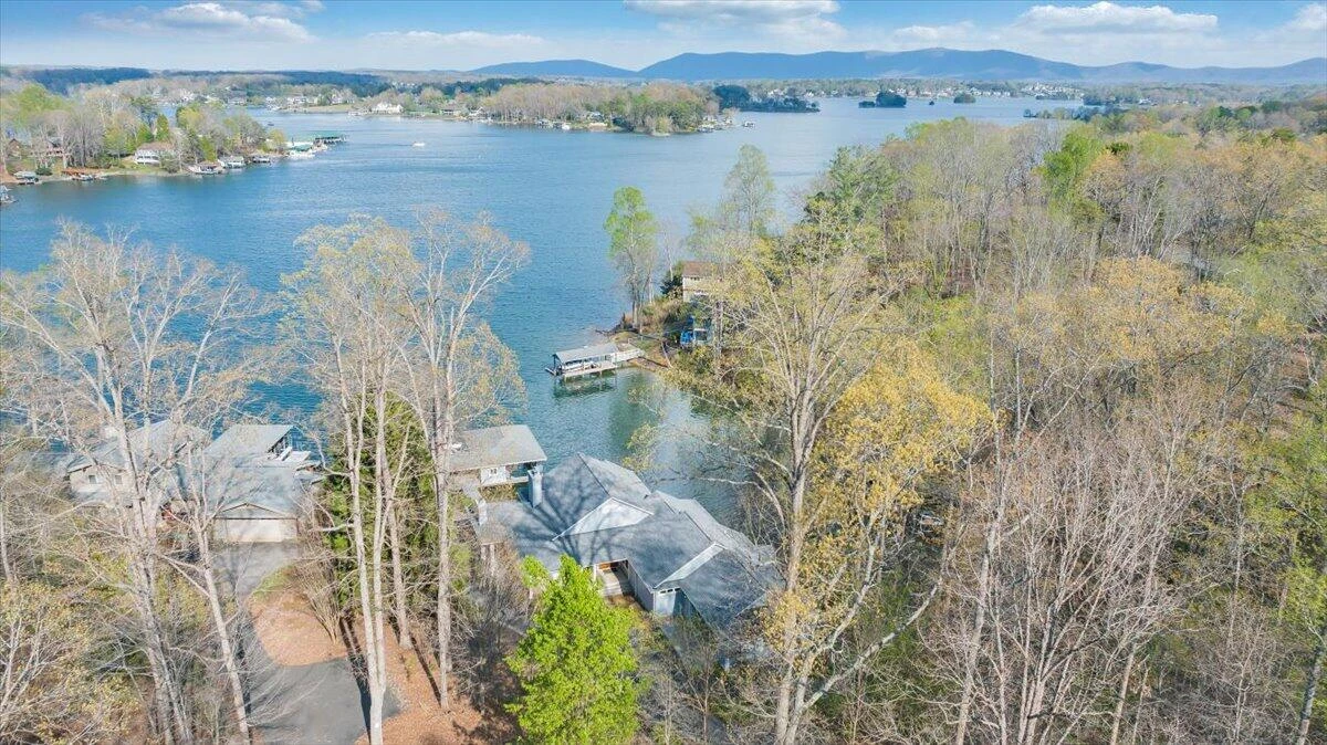 8599 Burnt Chimney RD - Photo 174