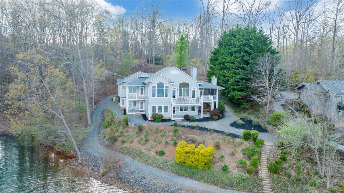 8599 Burnt Chimney RD - Photo 185