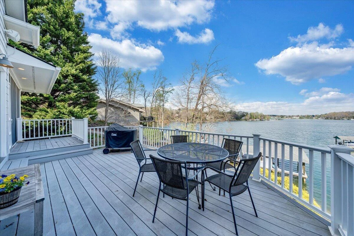8599 Burnt Chimney RD - Photo 96