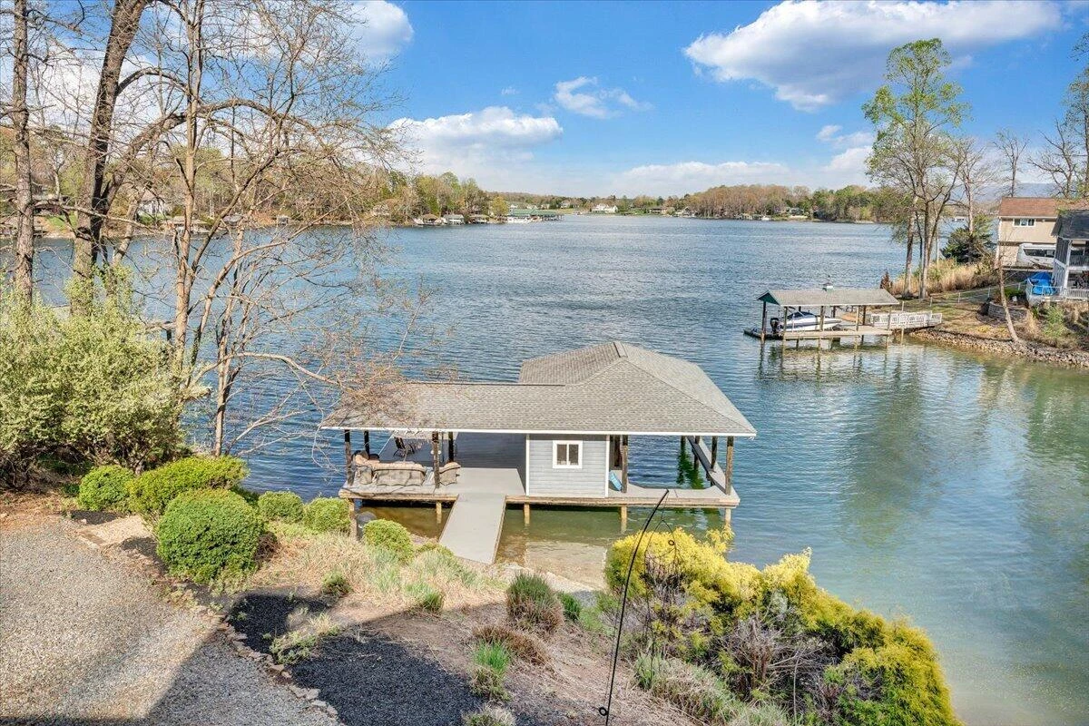 8599 Burnt Chimney RD - Photo 100