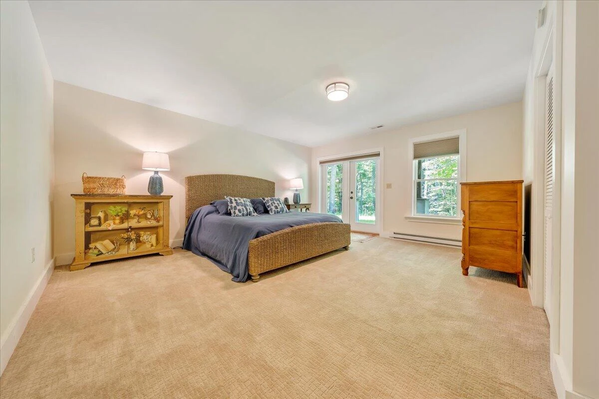 80 Oriskany Square - Photo 60