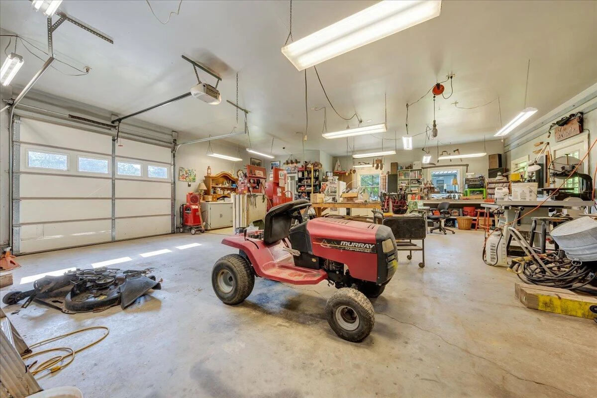 80 Oriskany Square - Photo 81