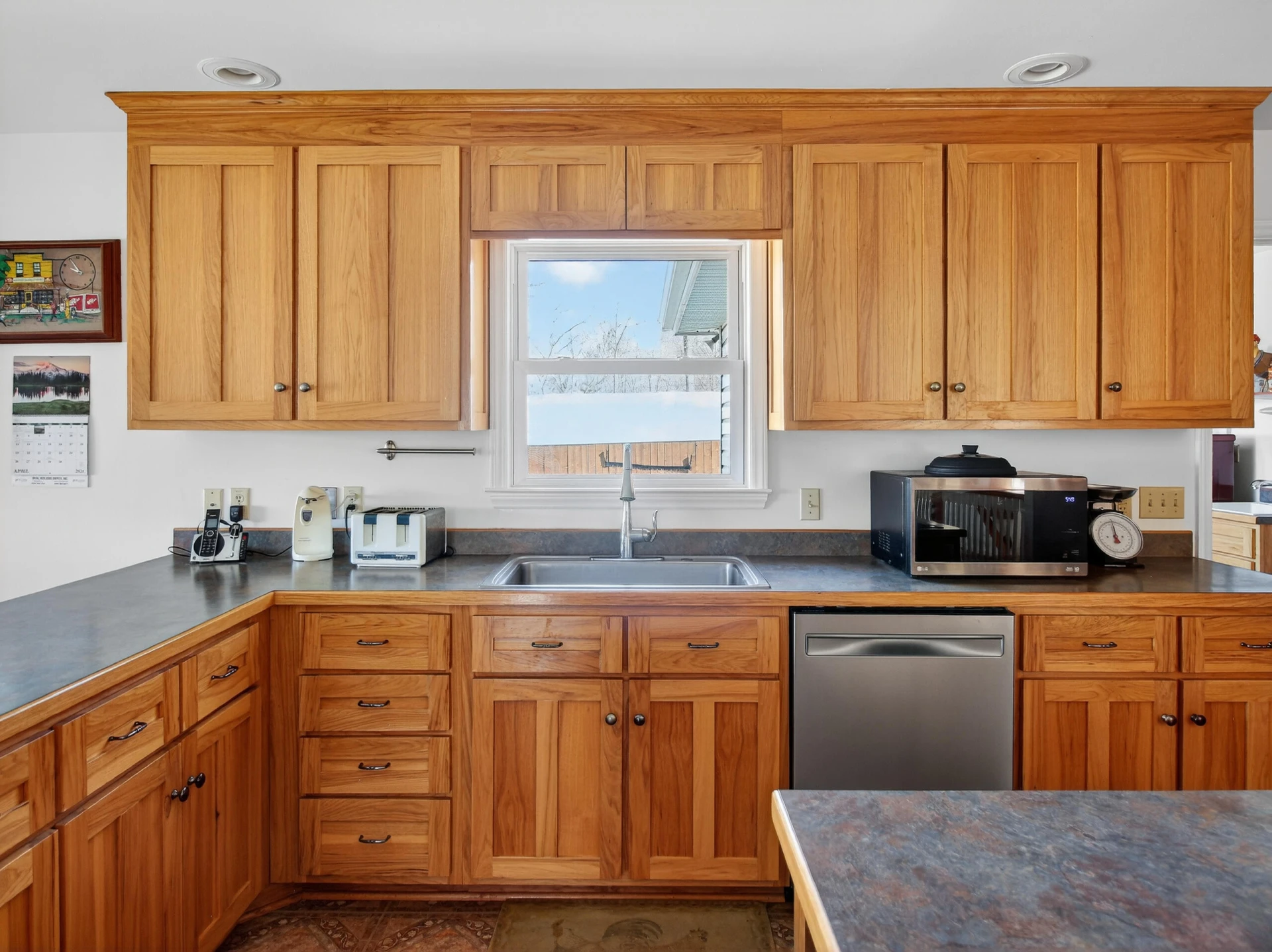 498 Meeks RD - Photo 13
