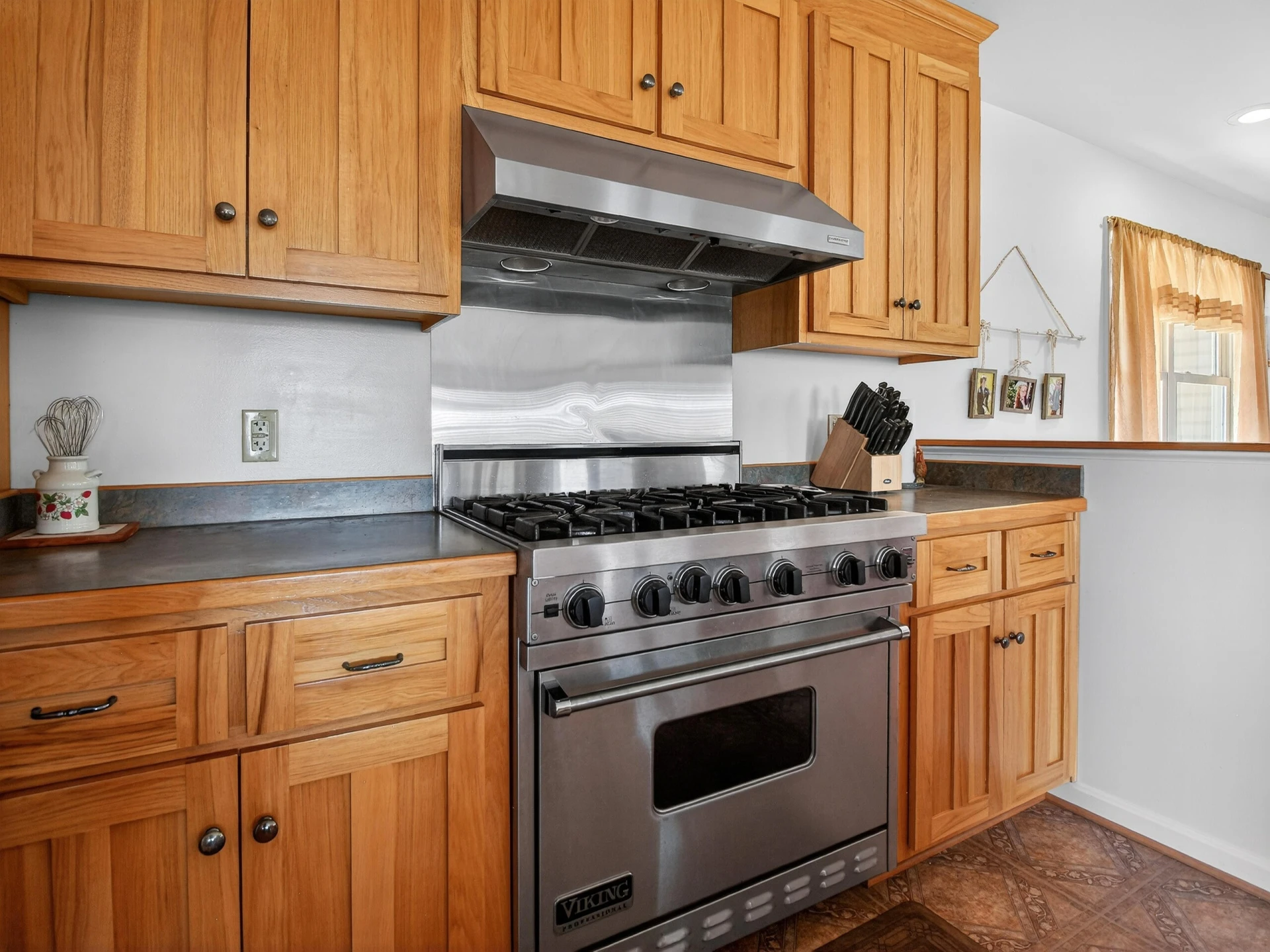 498 Meeks RD - Photo 15