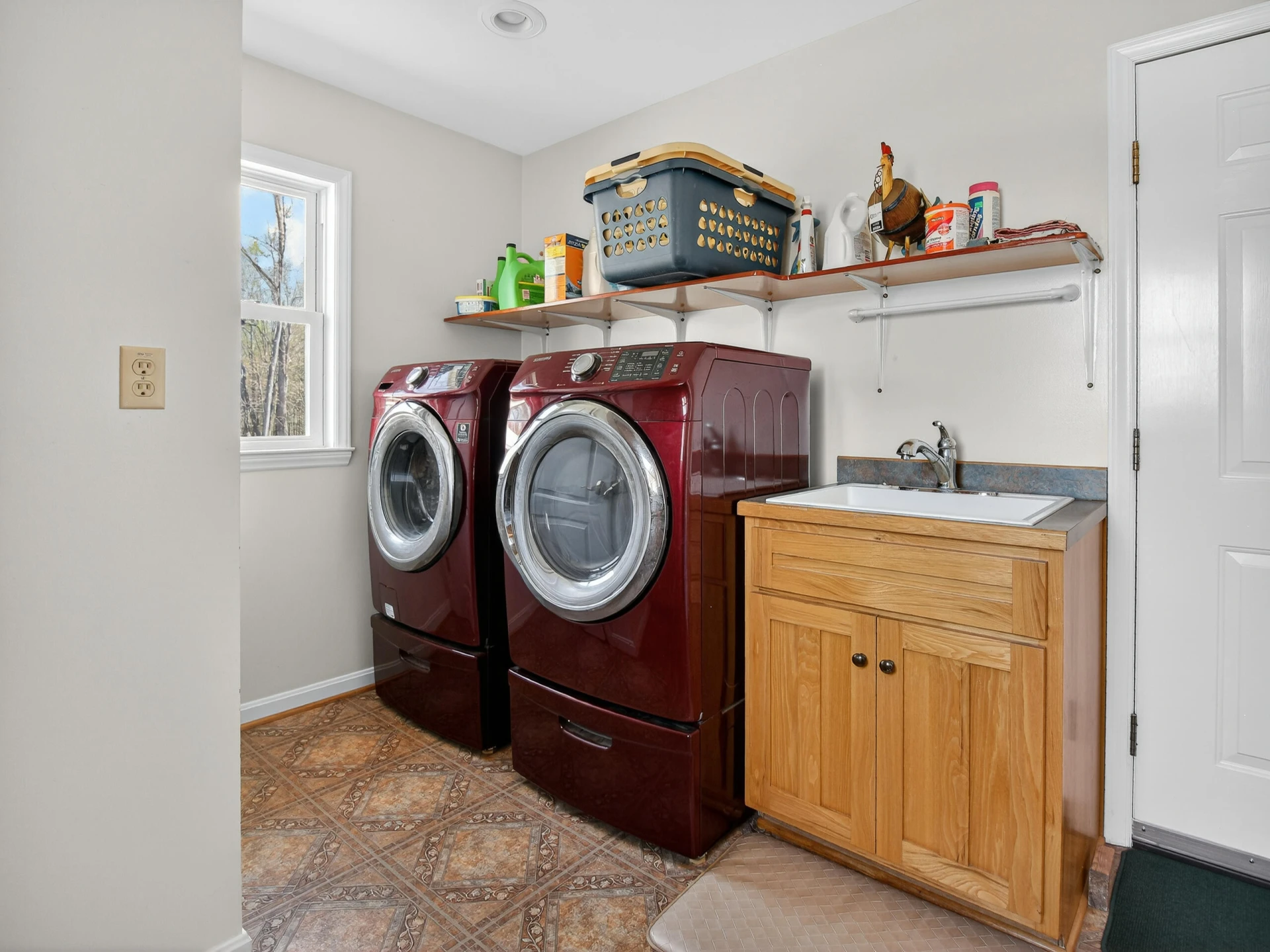 498 Meeks RD - Photo 20