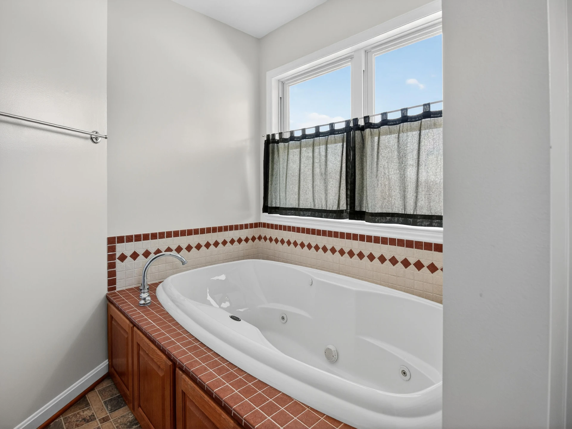 498 Meeks RD - Photo 25