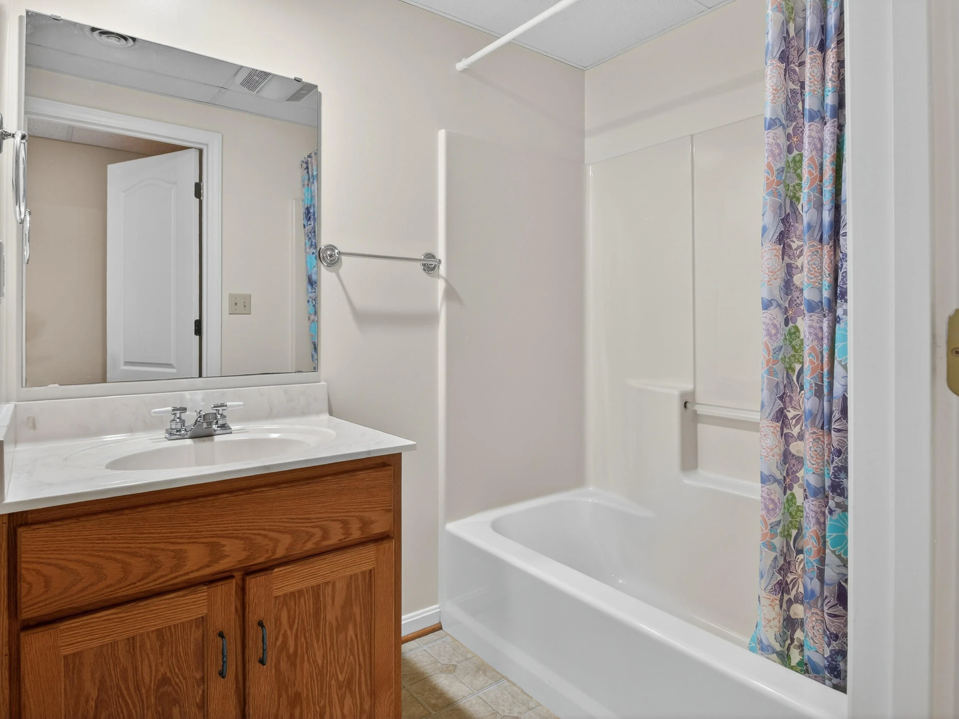 498 Meeks RD - Photo 42