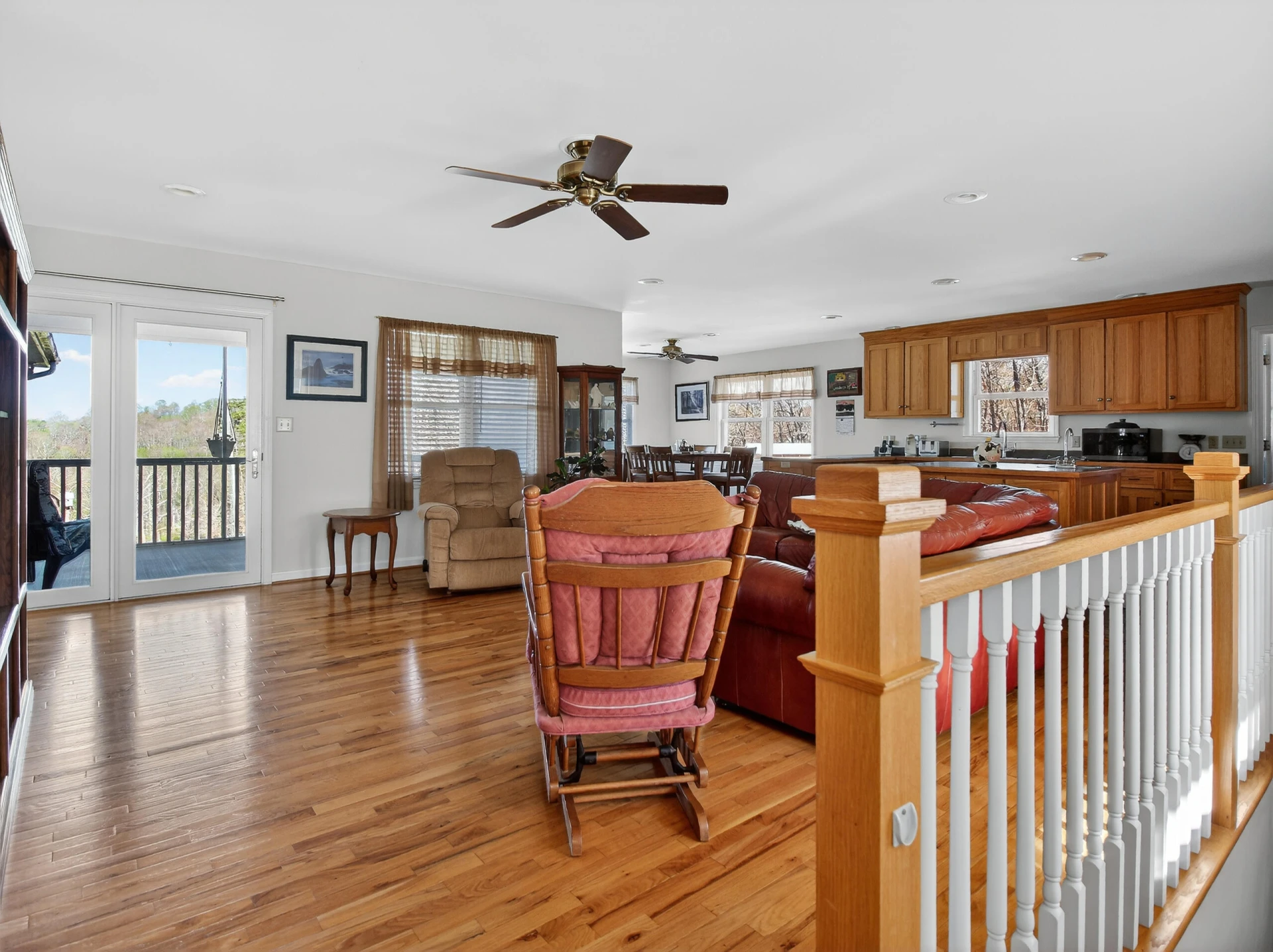 498 Meeks RD - Photo 8
