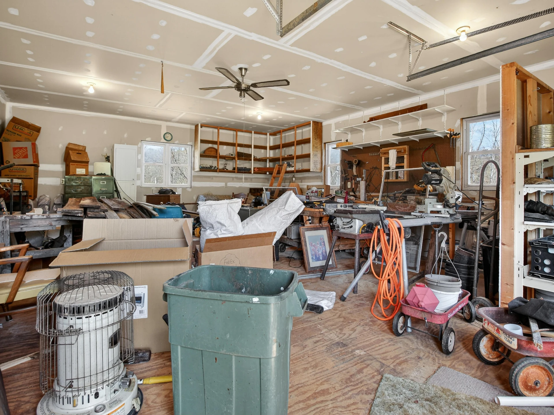 498 Meeks RD - Photo 64