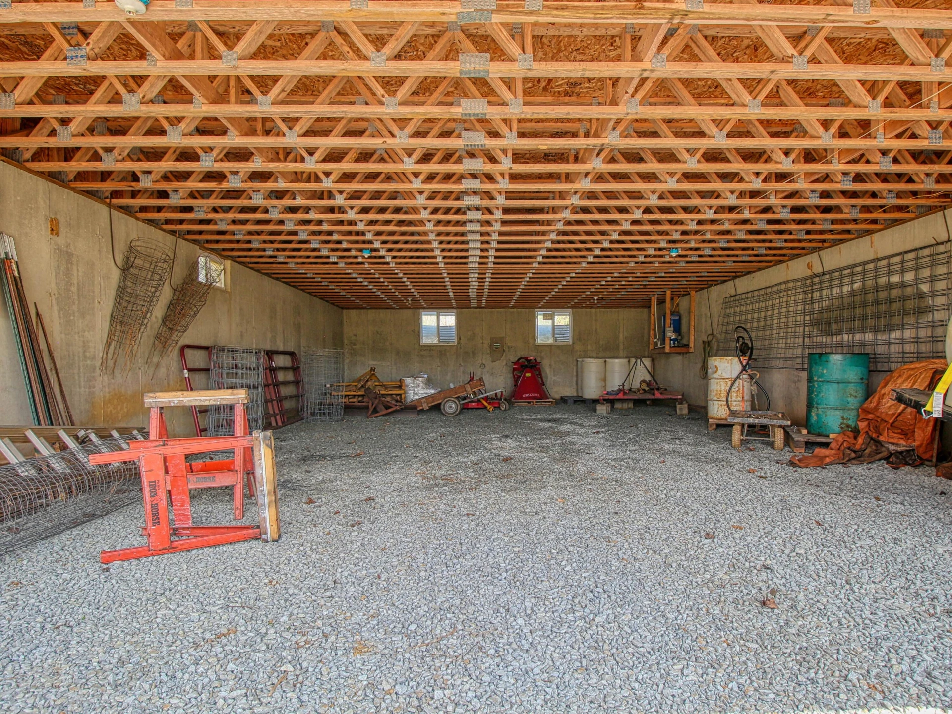 498 Meeks RD - Photo 65
