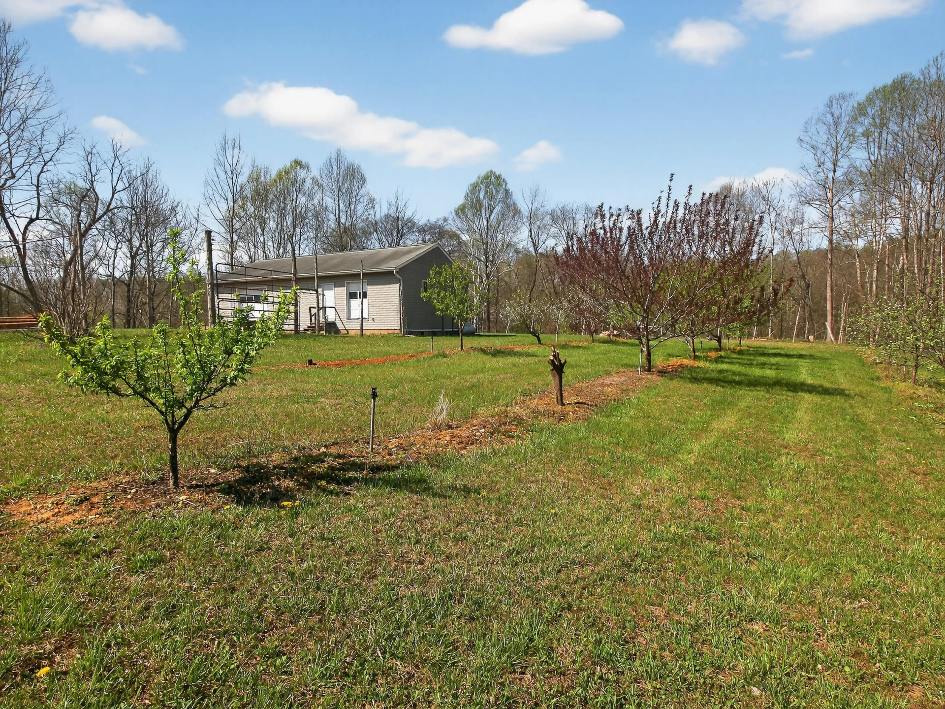 498 Meeks RD - Photo 67