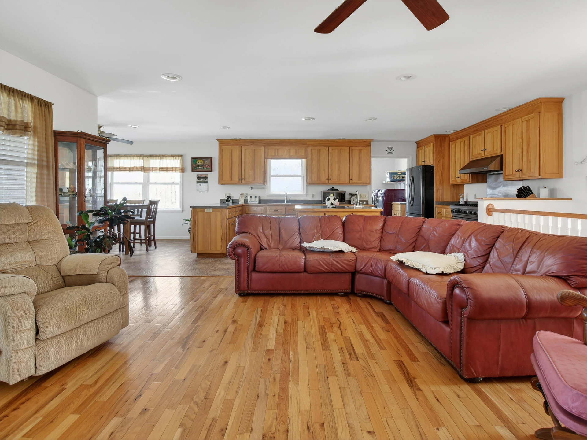498 Meeks RD - Photo 10