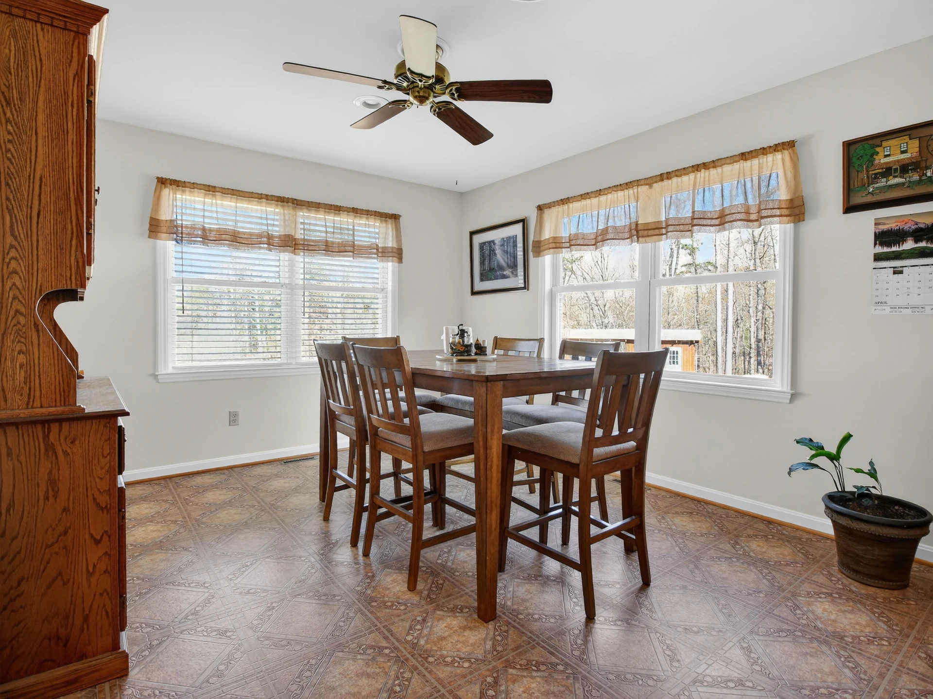 498 Meeks RD - Photo 11