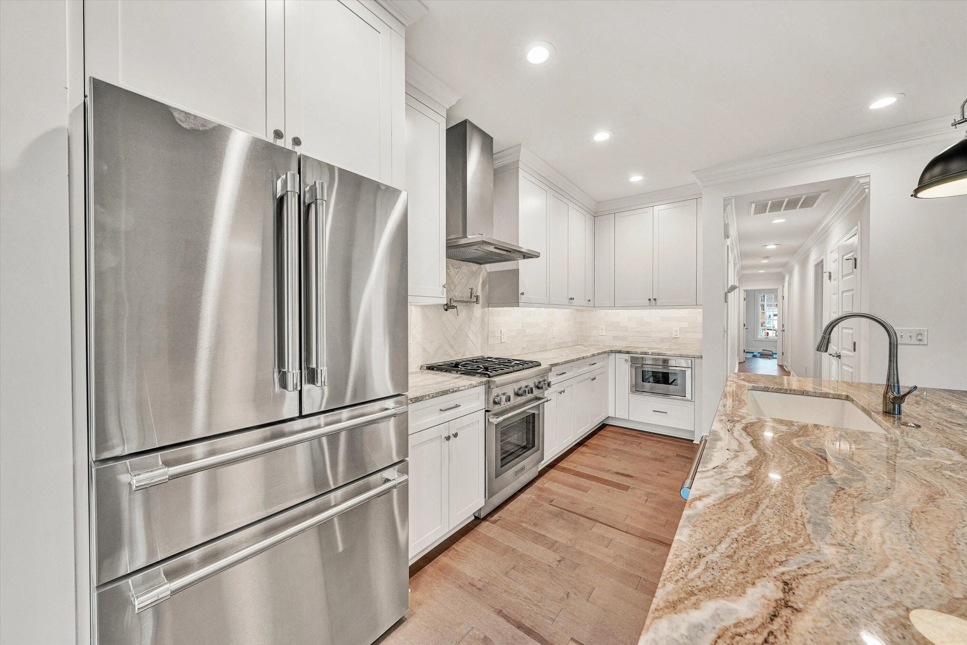 5007 Claremont CIR - Photo 13