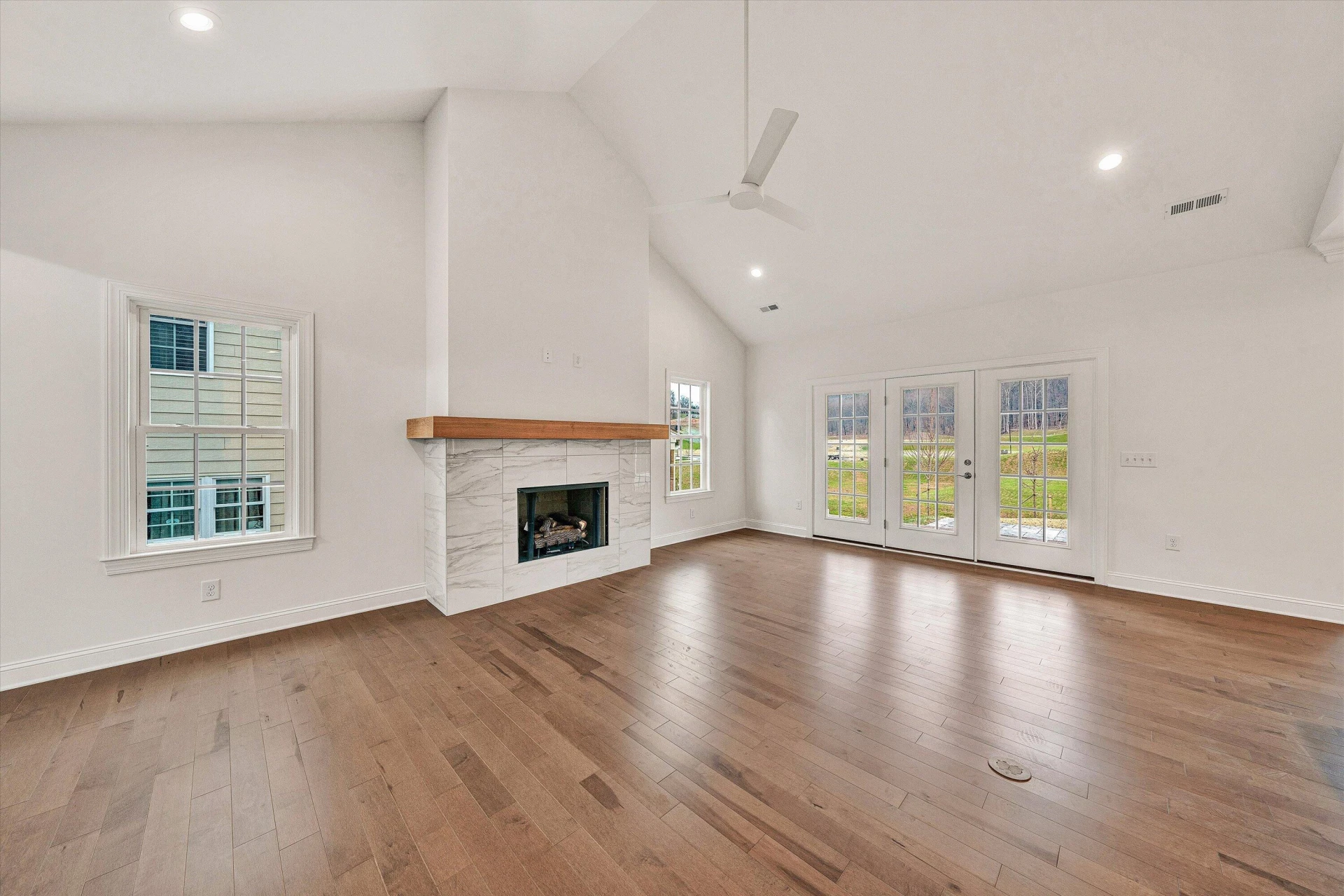 5007 Claremont CIR - Photo 8