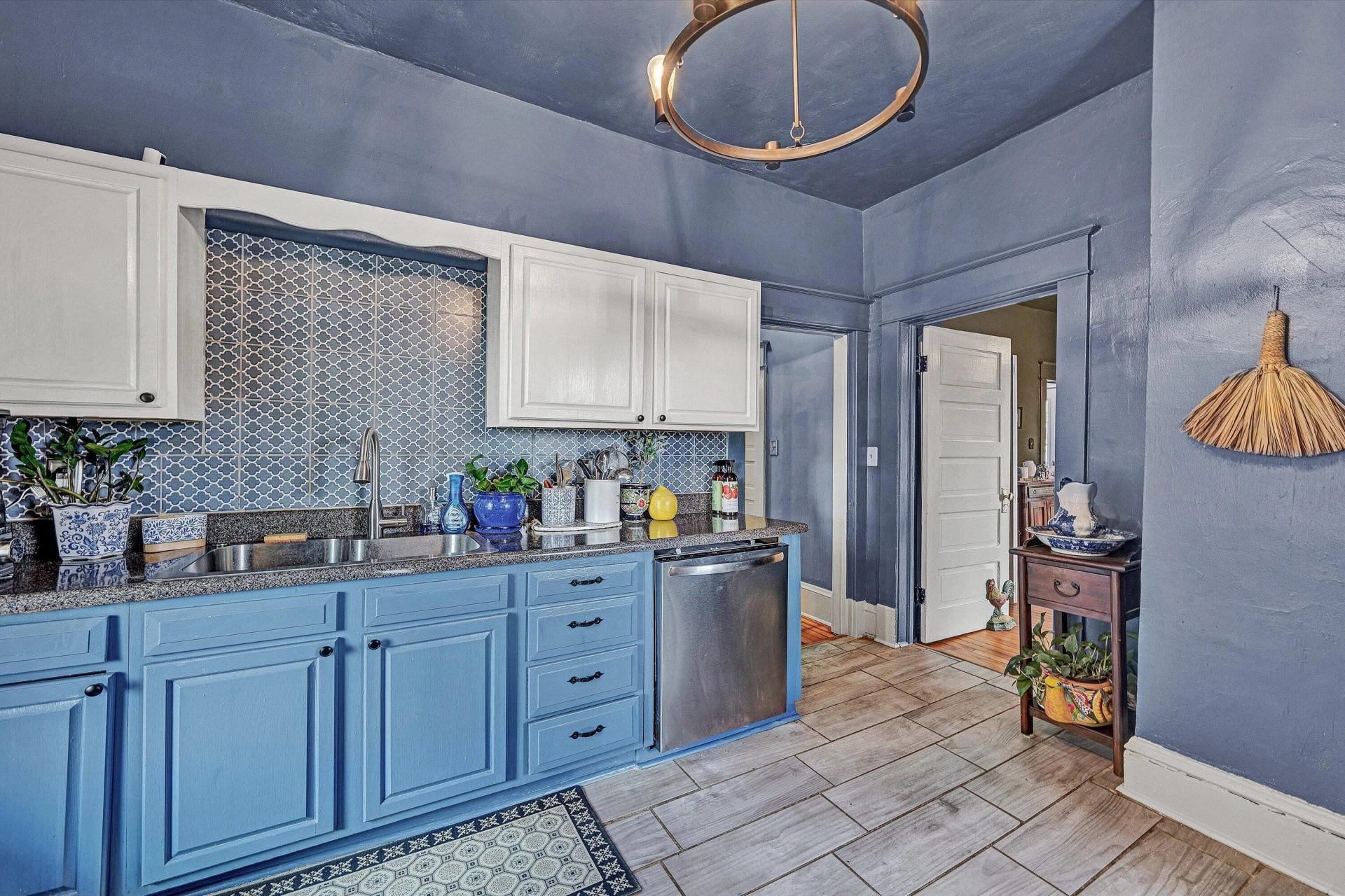 1502 Rorer AVE - Photo 16