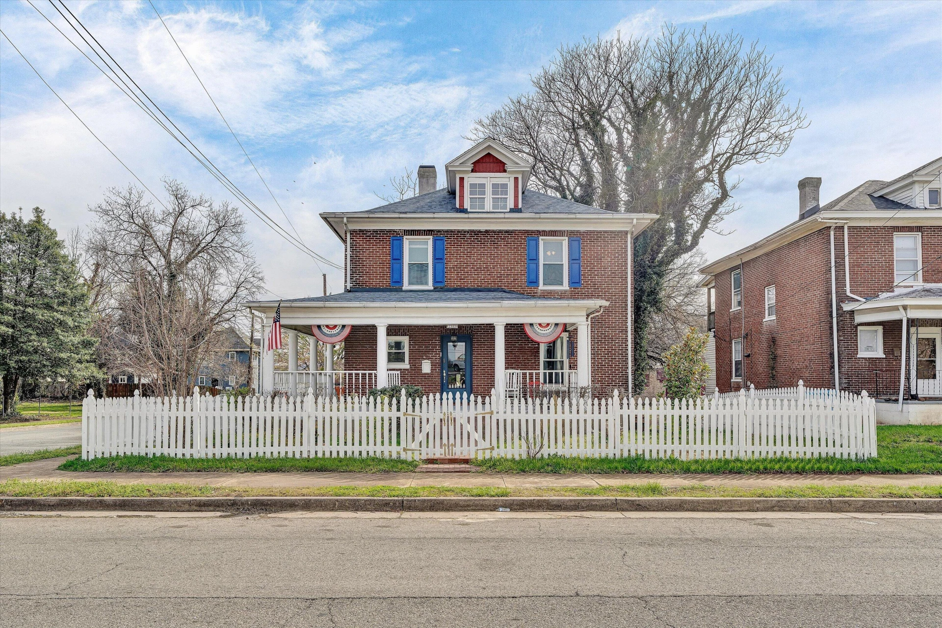 1502 Rorer AVE - Photo 2