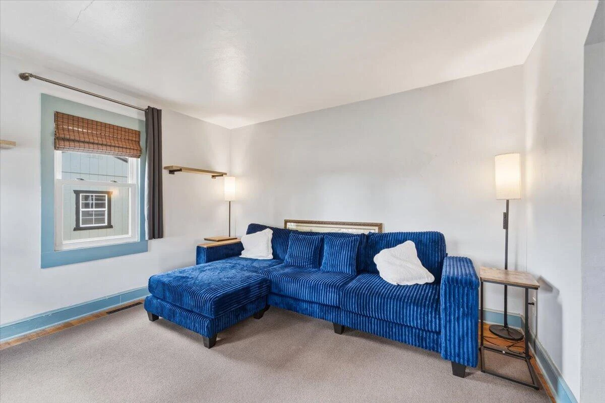 4925 Oak RD - Photo 5