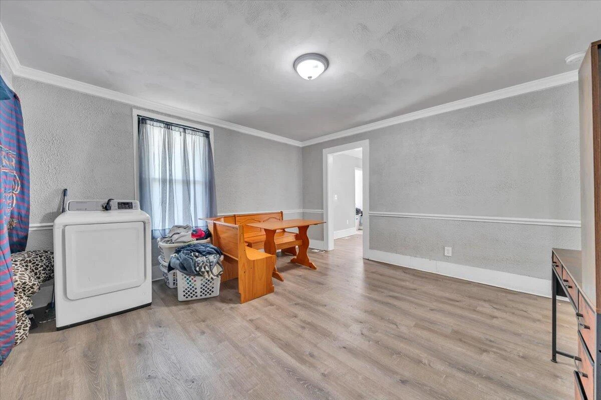 629 Highland AVE - Photo 11