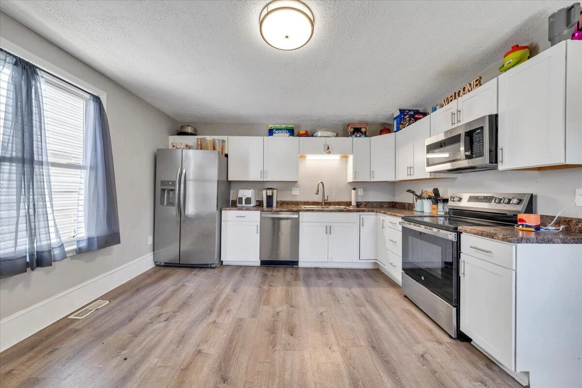 629 Highland AVE - Photo 13