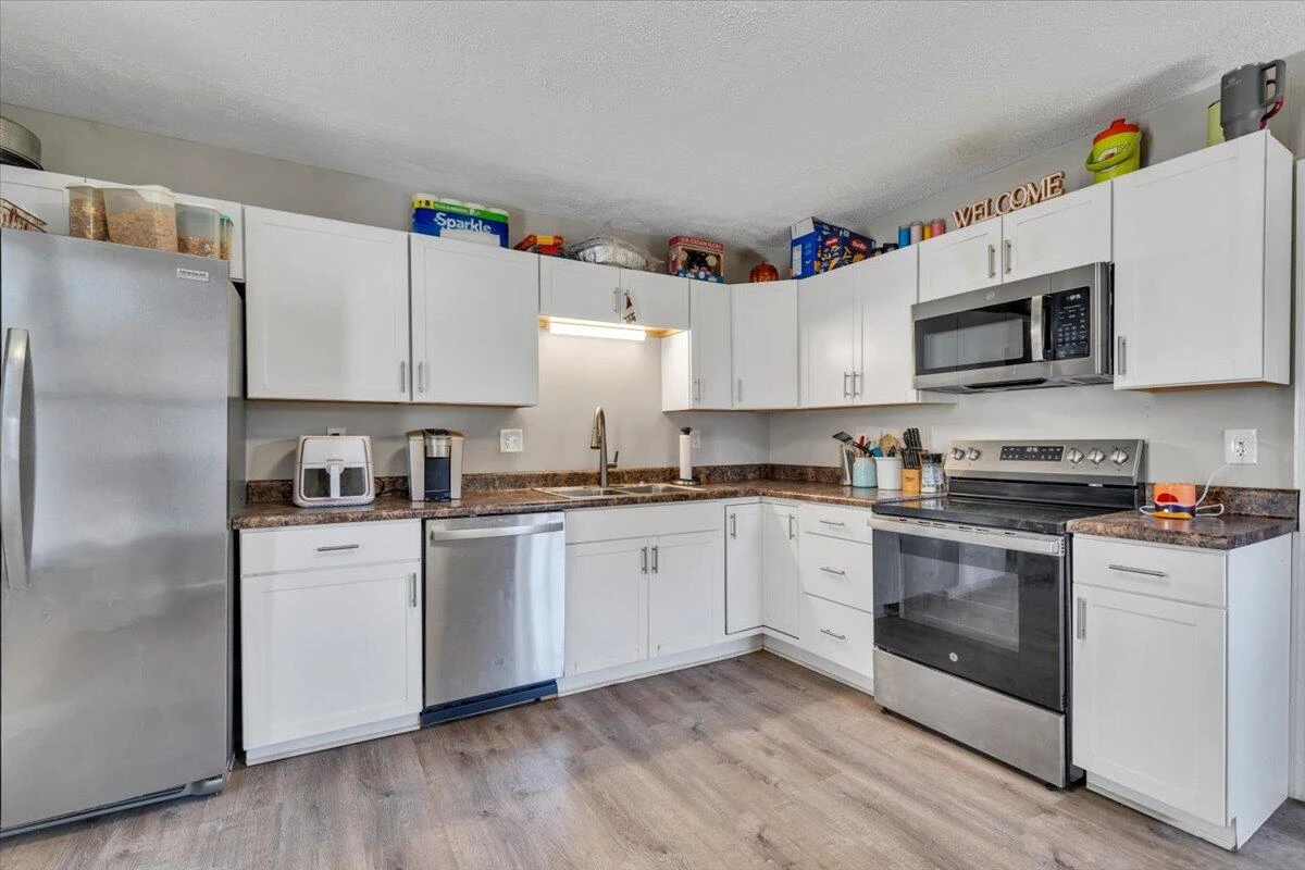 629 Highland AVE - Photo 14